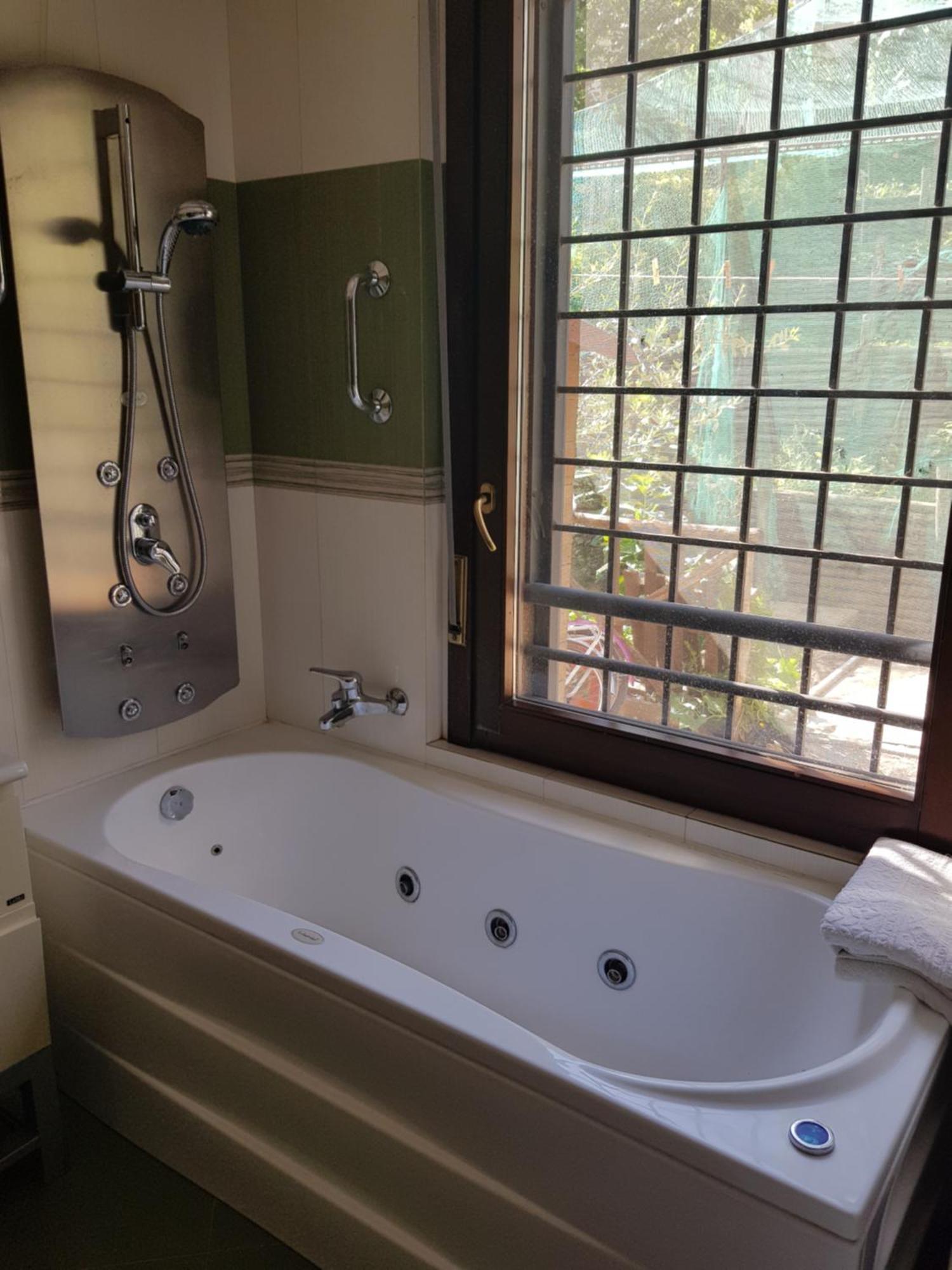 Eur Charme Apt&Garden Рим Екстериор снимка