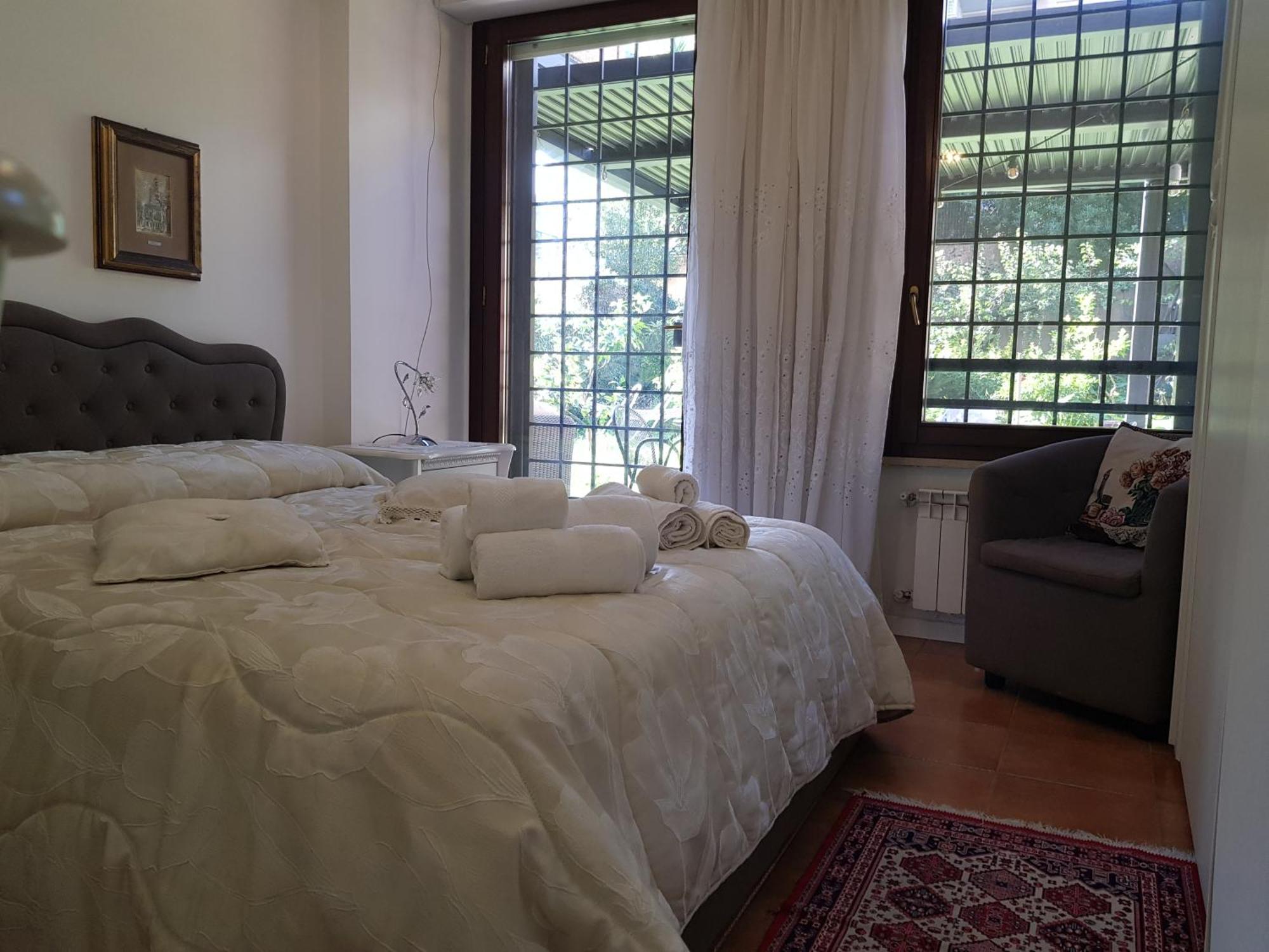 Eur Charme Apt&Garden Рим Екстериор снимка