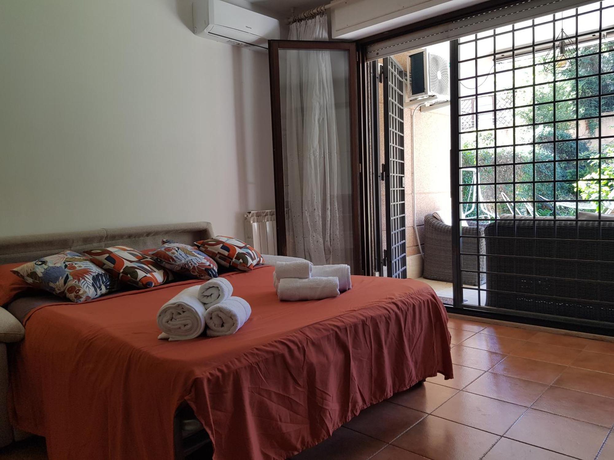 Eur Charme Apt&Garden Рим Екстериор снимка